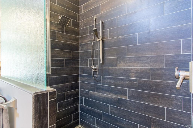 3 Great Reasons to Choose a Walk-In Shower For Your Bathroom